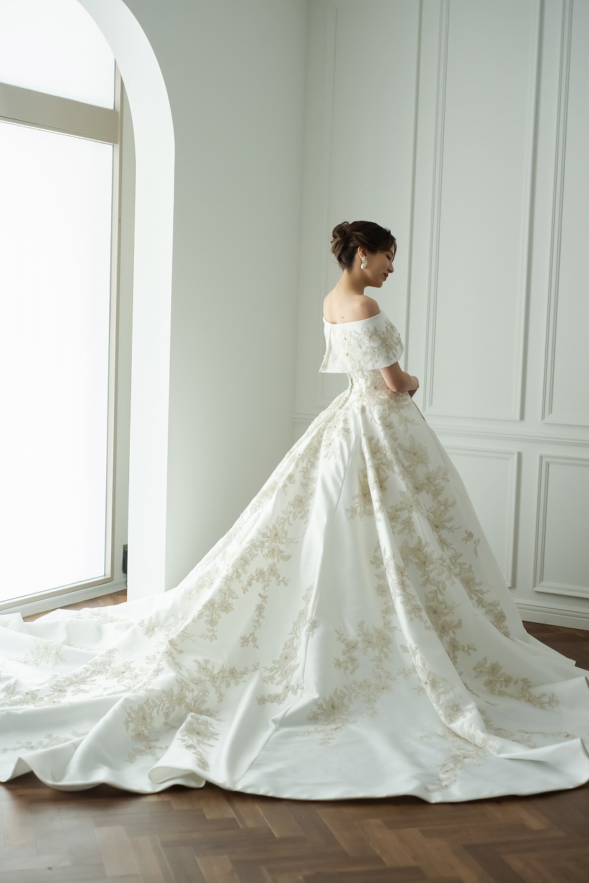 A by Hatsuko Endo 新作ドレスのご案内|おすすめ情報【阪急 A by Hatsuko Endo 新作ドレスのご案内|おすすめ情報【阪急