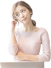 考える女性